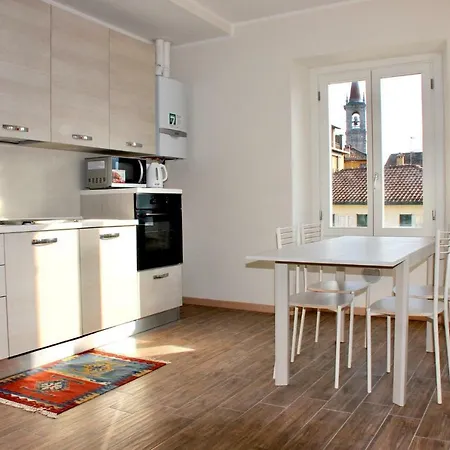 Breathtaking Lake View Apartament *